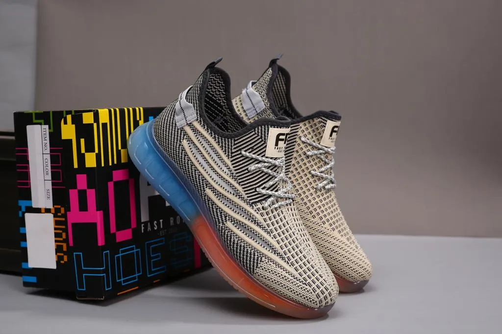 [Modelo TOGAR 07 – Beige tejido] Modelo TOGAR 07 – Beige tejido